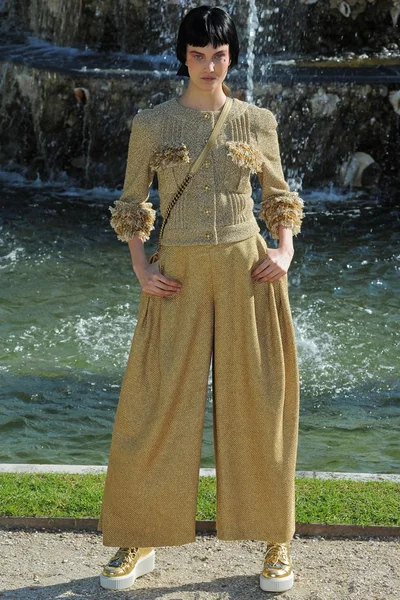 Look 31